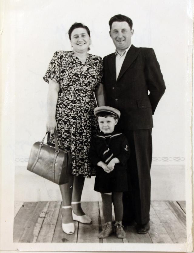 Львов И.Х. с семьей, 1950
